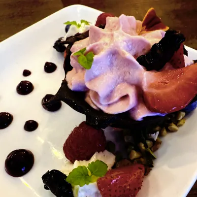 Fleur de chocolat recette italienne à savourer chez Altamaro restaurant méditerranéen à Paris.