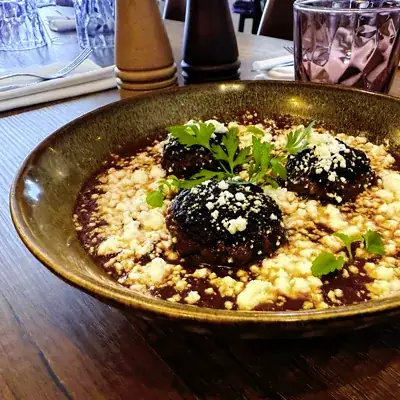 Plat Bnedak Altamaro à Paris