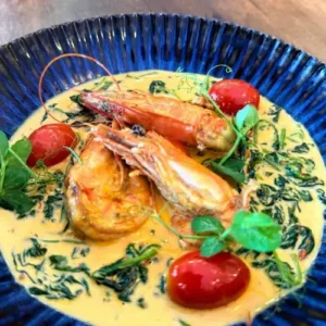 Recette méditerranéenne de Moun crevette proposée par le restaurant Altamaro Paris 17