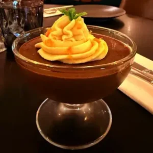 Mousse au chocolat, desserts gourmand ches Altamaro Paris 17.