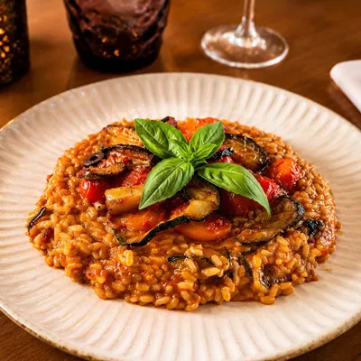 Risotto , restaurant Atlamaro Paris 17 proche Palais des CongrèsVous avez dit : corriger : Palette de sauces signatures & Pain Pita